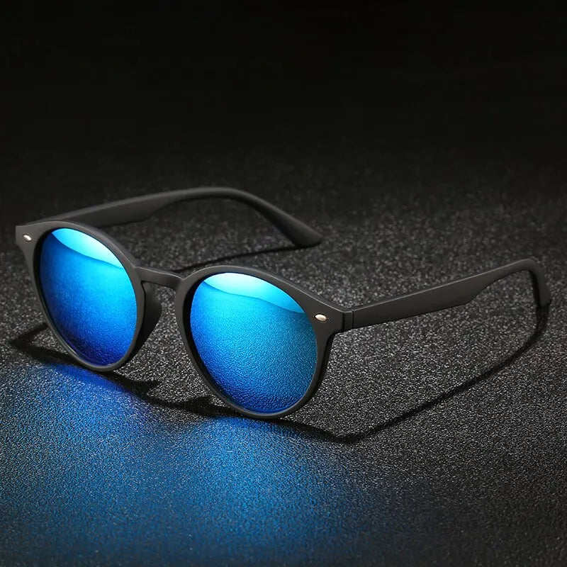 Klassische runde Polarisations-Sonnenbrille im Vintage-Design – unisex, UV400-Schutz, ideal für Reisen, Autofahren & stylische Alltagslooks.