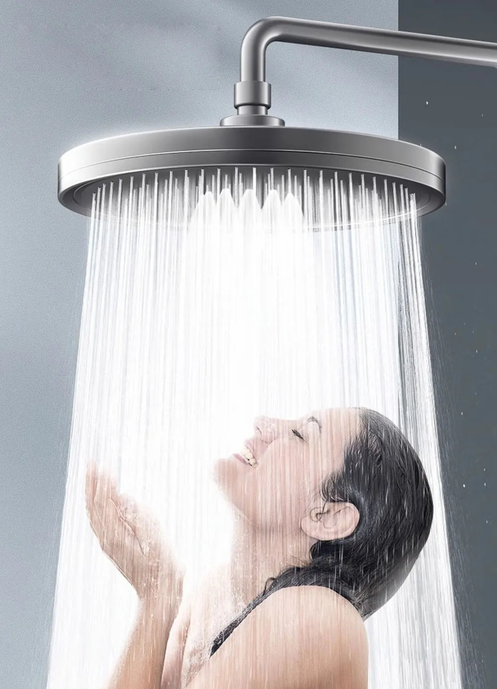 Regendusche mit 6 Strahlarten und Filter – hoher Wasserdruck, vielseitig einstellbar und ideal für ein entspannendes Duscherlebnis.