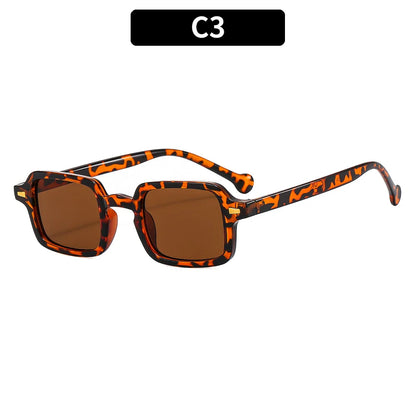 Luxuriöse rechteckige Sonnenbrille im Vintage-Stil – unisex, UV400 & Anti-Glare, ideal für elegante Alltags- oder Sommer-Looks.