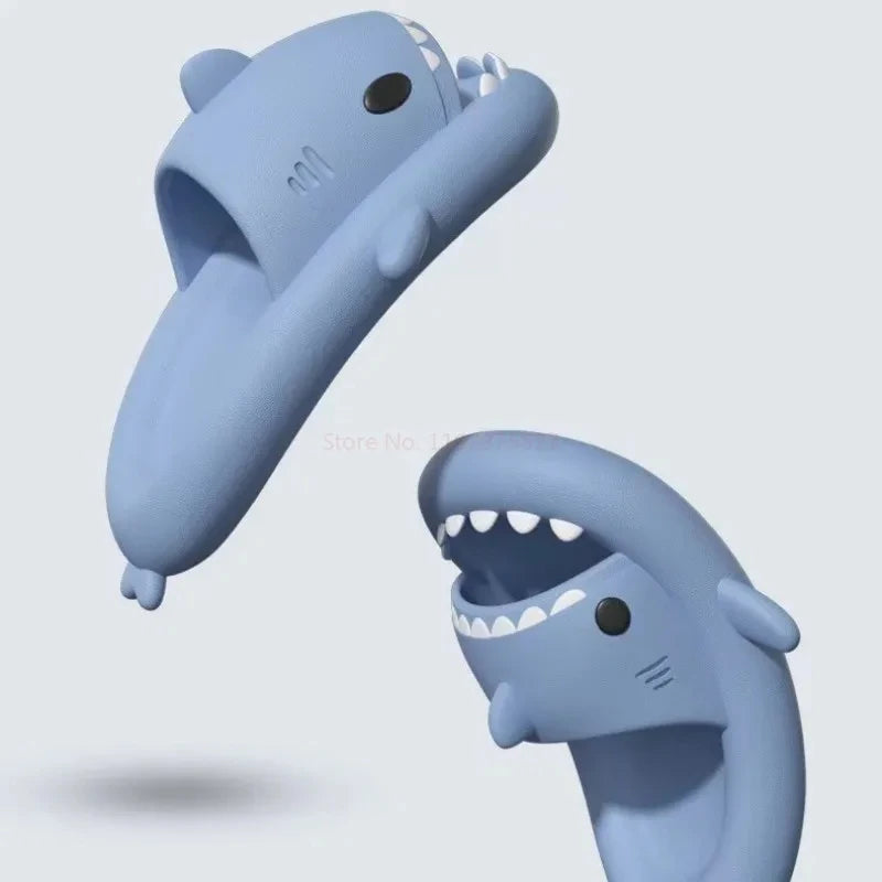 Shark-Slides mit dicker Sohle – stylisch, bunt und super bequem für Bad & Alltag