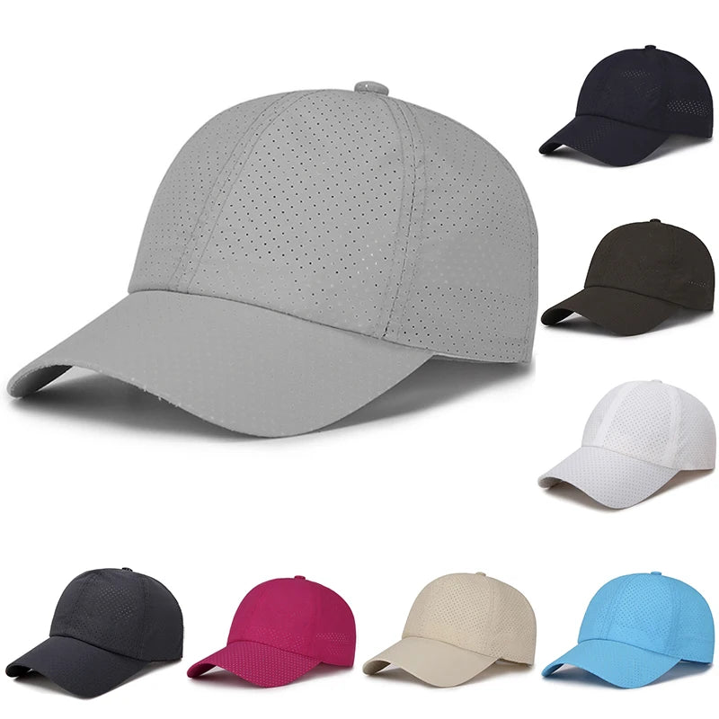 Leichte Mesh-Snapback Cap – schnell trocknend, atmungsaktiv und verstellbar für draußen.