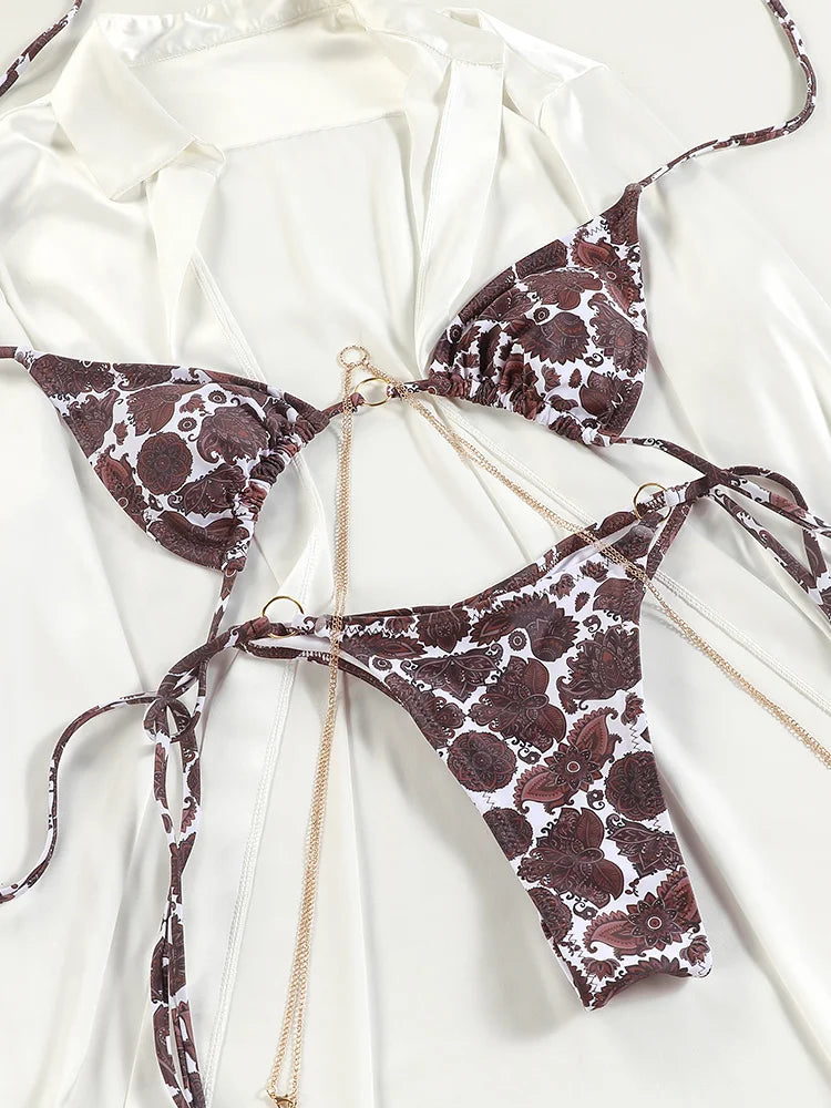 Set di Bikini Triangolo Sexy – Micro-Tanga con Dettagli in Catena e Design a Bandage in Motivi di Tendenza