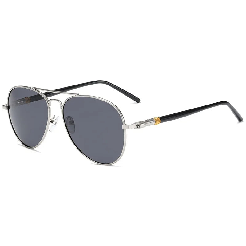 Polarisierte Piloten-Sonnenbrille mit farbig verspiegelten Gläsern – unisex, UV400-Schutz und ideal zum Fahren & für sonnige Tage.