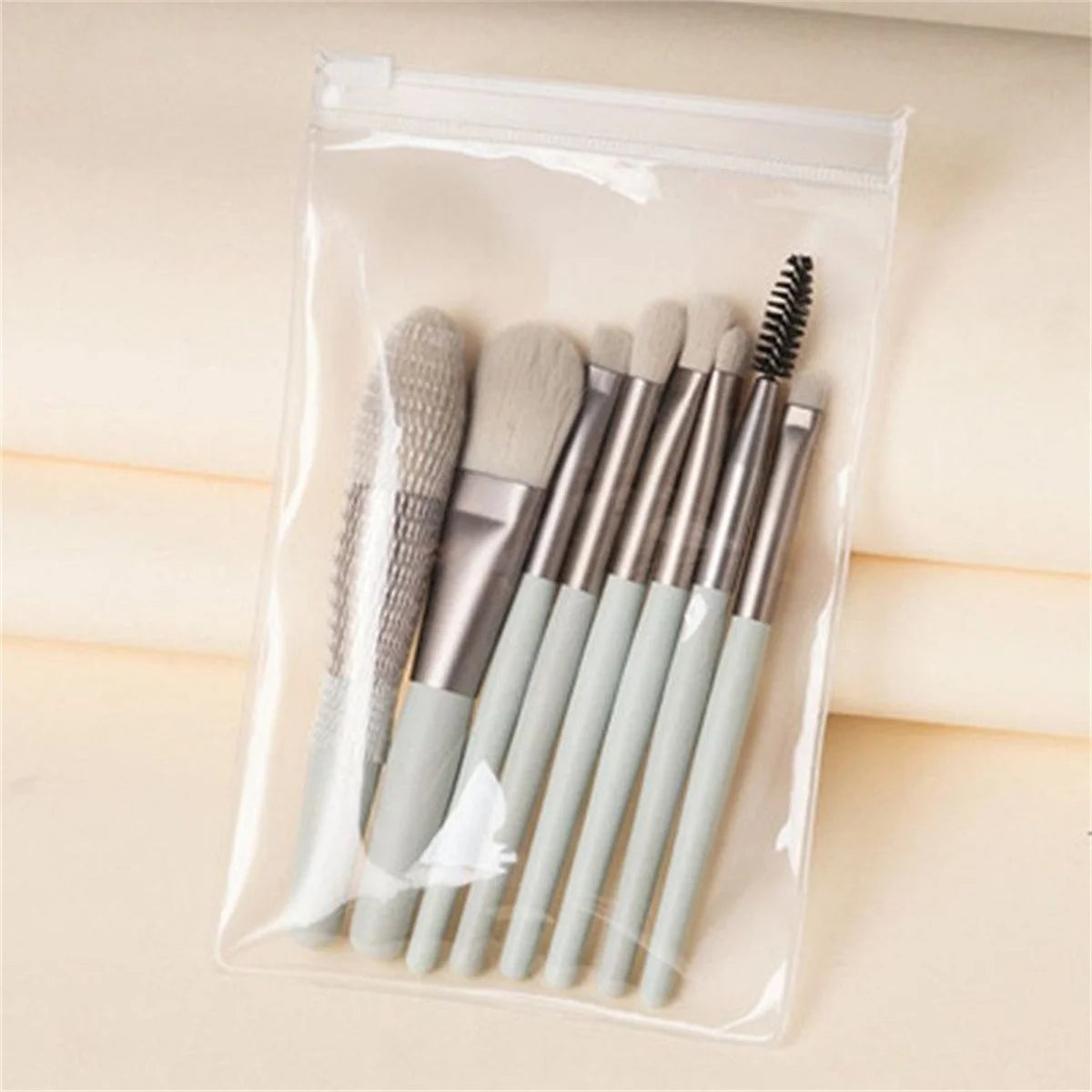 Make-up Pinselset – 8 weiche, flauschige Pinsel für Foundation, Rouge, Puder, Lidschatten und Blending