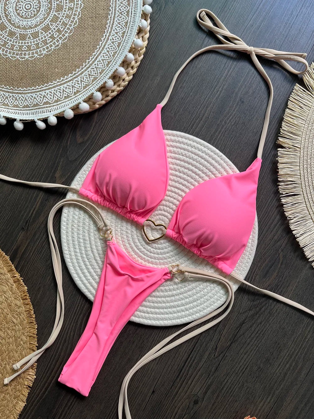 Halter-Bikini Set – Zweiteiliges Triangle-Thong Design in Uni-Farben