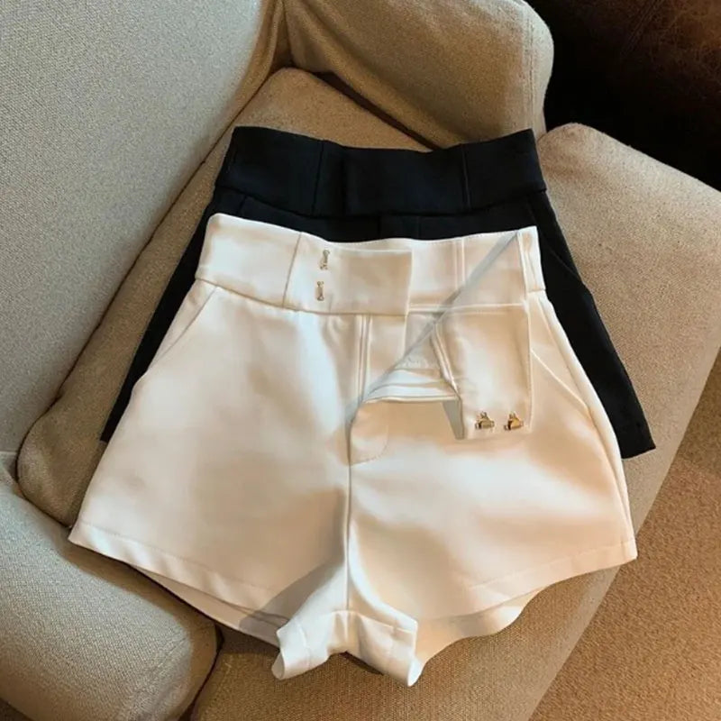 Schwarze High-Waist Shorts – Harajuku A-Linien-Design, Figurbetonte gerade Passform