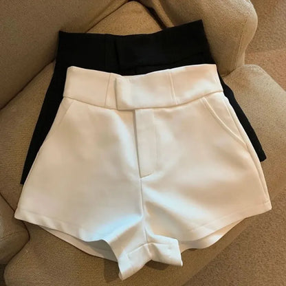 Schwarze High-Waist Shorts – Harajuku A-Linien-Design, Figurbetonte gerade Passform