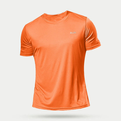 Schnelltrocknendes Sportshirt für Männer – eng anliegend, atmungsaktiv und perfekt für Jogging, Gym oder Fußball.