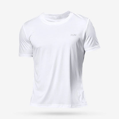 Schnelltrocknendes Sportshirt für Männer – eng anliegend, atmungsaktiv und perfekt für Jogging, Gym oder Fußball.