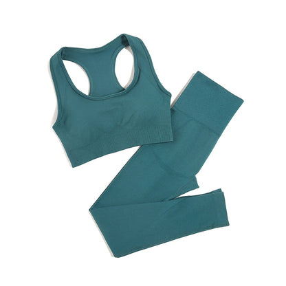 Yoga-Set mit 2–4 Teilen – Sport-Bra, Leggings & mehr für einheitliche, bequeme und stylische Fitness-Looks.