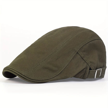 Hip-Hop Beret im Unisex-Style – leichter, einfarbiger Look für sonnige Tage draußen.
