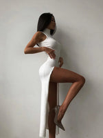 Y2K Weißes Ärmelloses Rollkragen Midi Kleid – Figurbetonter Vintage-Look mit Seitenschlitz