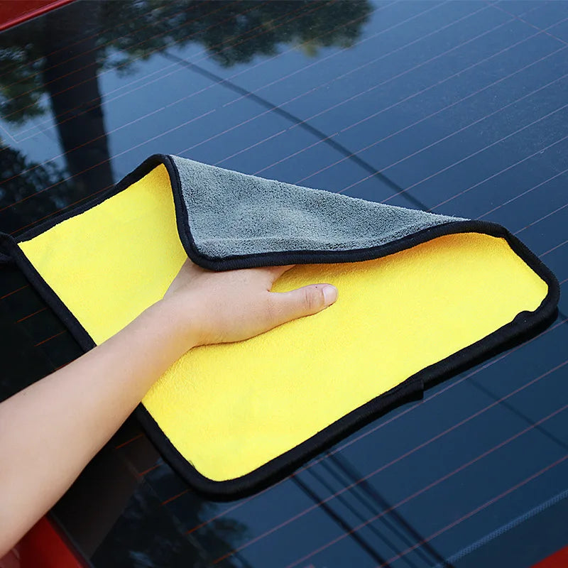 Mikrofaser-Autotücher für Reinigung & Trocknung – extra saugstark, fusselfrei und ideal fürs professionelle Fahrzeugfinish.