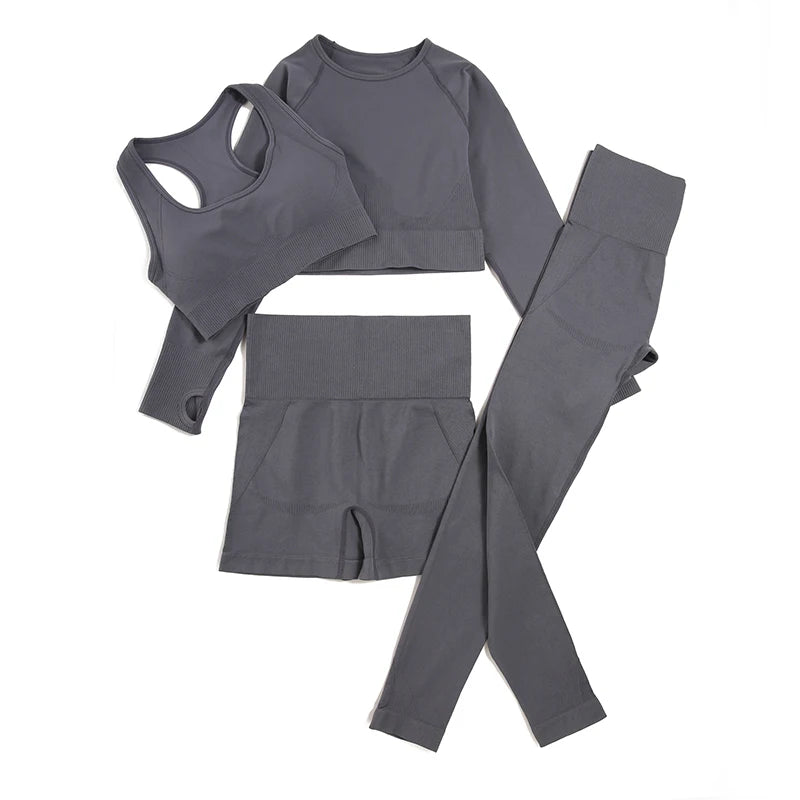 Yoga-Set mit 2–4 Teilen – Sport-Bra, Leggings & mehr für einheitliche, bequeme und stylische Fitness-Looks.