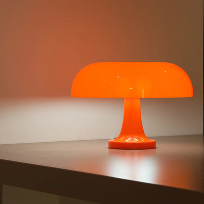 Pilz-Tischlampe im Bauhaus-Stil – modernes Design mit Farb-Highlight, ideal als Deko oder fürs Schlafzimmer.
