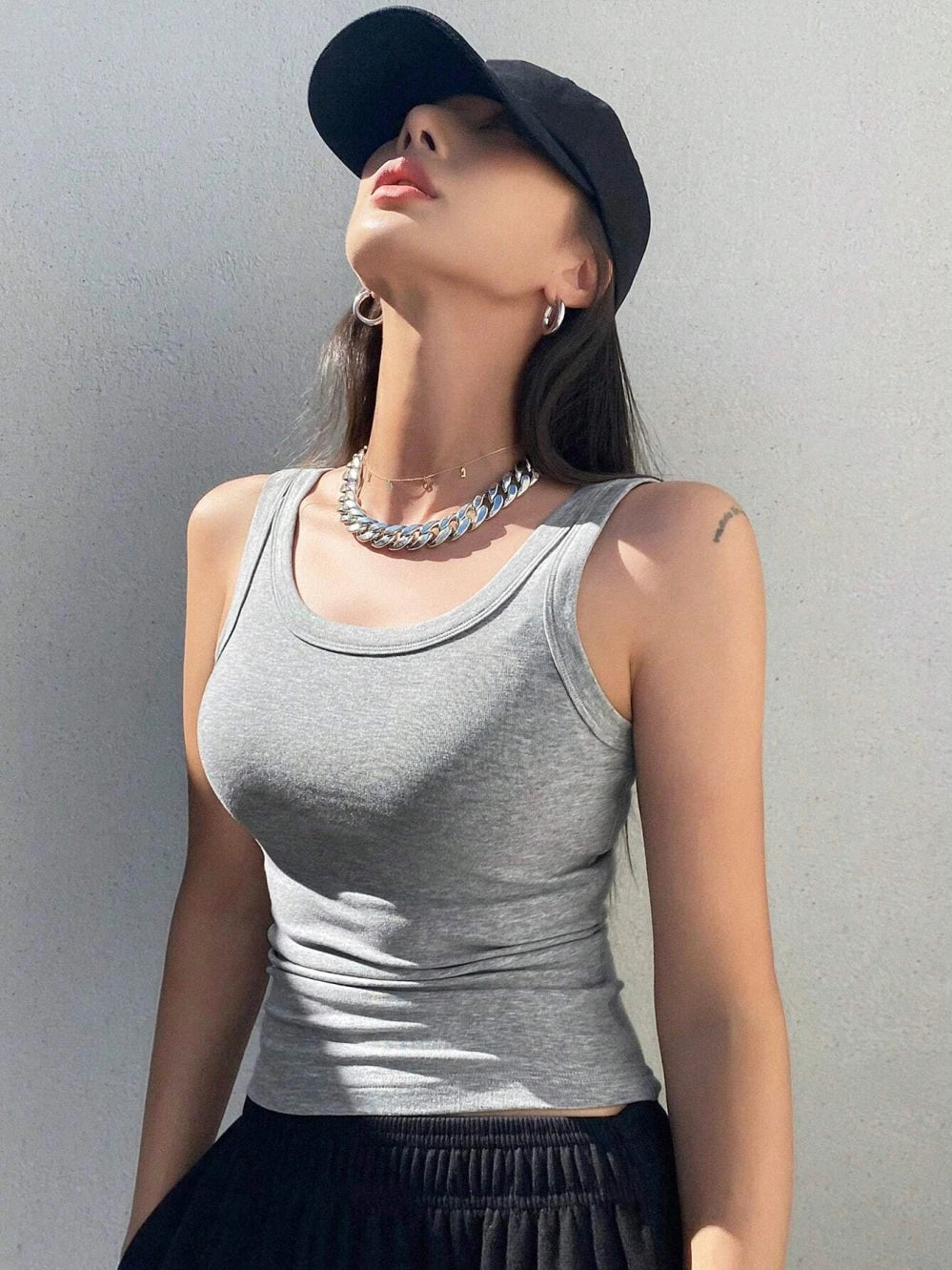 Camisole Tanktop – Eng anliegendes, weiches Oberteil ohne Ärmel, ideal als Sommer-Outfit oder Unterziehshirt