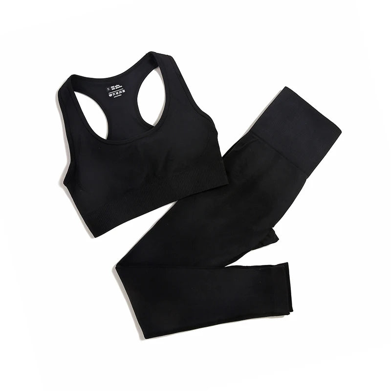 Yoga-Set mit 2–4 Teilen – Sport-Bra, Leggings & mehr für einheitliche, bequeme und stylische Fitness-Looks.