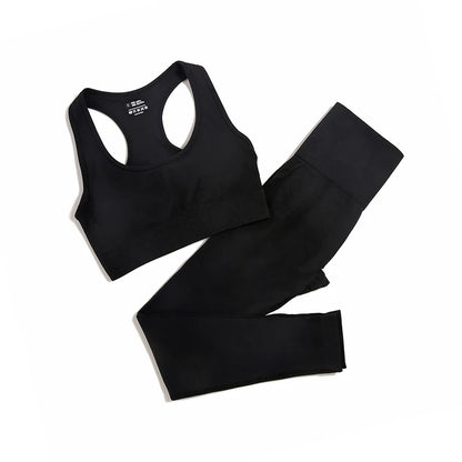 Yoga-Set mit 2–4 Teilen – Sport-Bra, Leggings & mehr für einheitliche, bequeme und stylische Fitness-Looks.