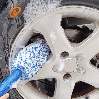 Plüsch-Mikrofaserbürste für Felgen und Reifen – schonende Reinigung, effektiv gegen Schmutz, ideal für die Autopflege.