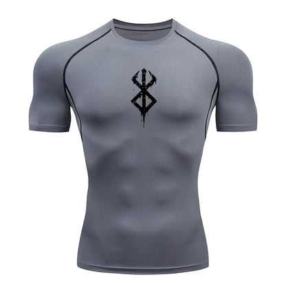 Kompressionsshirt mit Print und kurzen Ärmeln – schnelltrocknend, atmungsaktiv und perfekt für Gym, Training oder als Baselayer.