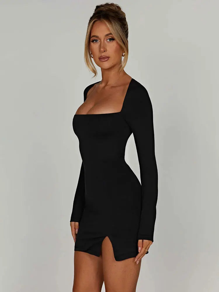 Black mini dress with long sleeves and lacing – backless and figure-hugging in streetwear look