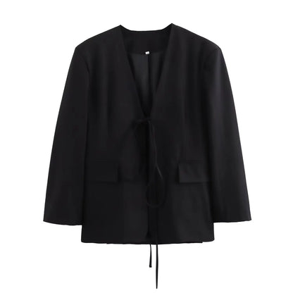 Oversized Blazer – Lässiger schwarzer Blazer mit V-Ausschnitt, Schleifendetail und Taschen im Streetwear-Stil