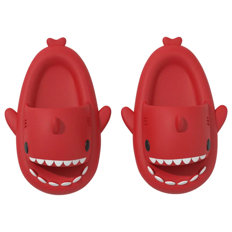 Shark-Slides mit dicker Sohle – stylisch, bunt und super bequem für Bad & Alltag