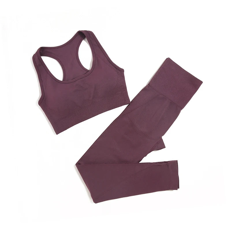 Yoga-Set mit 2–4 Teilen – Sport-Bra, Leggings & mehr für einheitliche, bequeme und stylische Fitness-Looks.