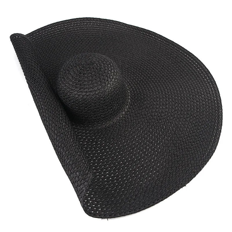 XL Strohhut mit 70 cm Krempe – faltbar, leicht und ideal als UV-Schutz am Strand oder unterwegs.