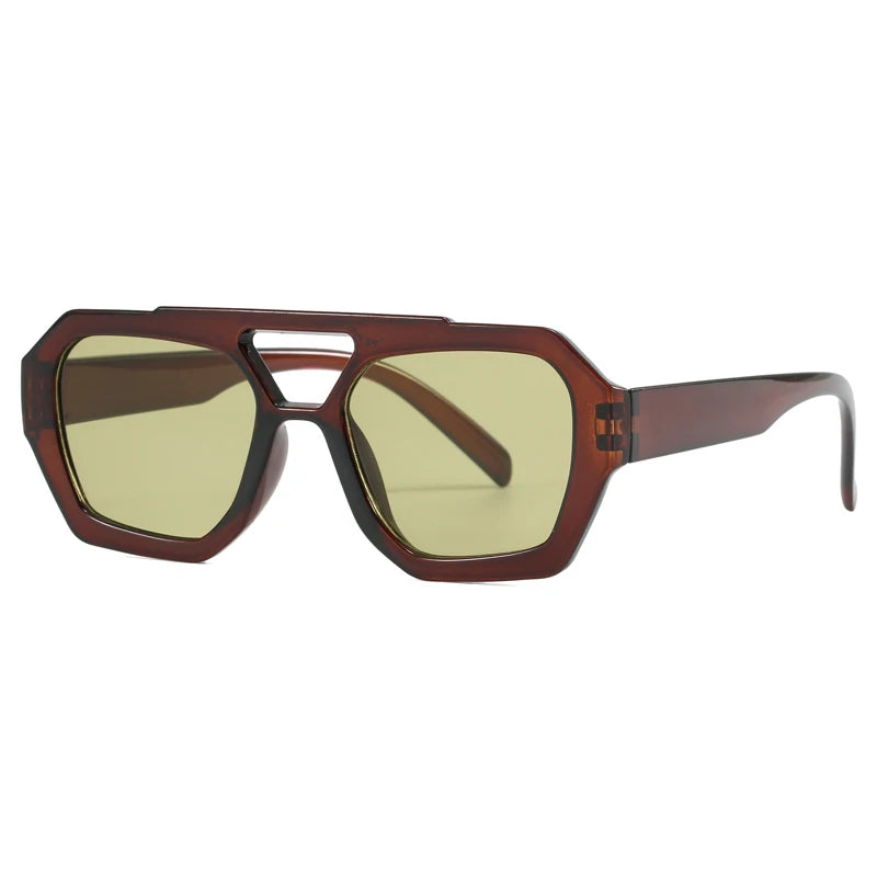 Trendige Sonnenbrille mit unregelmäßigem Square-Design – retro, stylisch und ideal für Instagram-Looks, Outdoor & Fotoshootings.