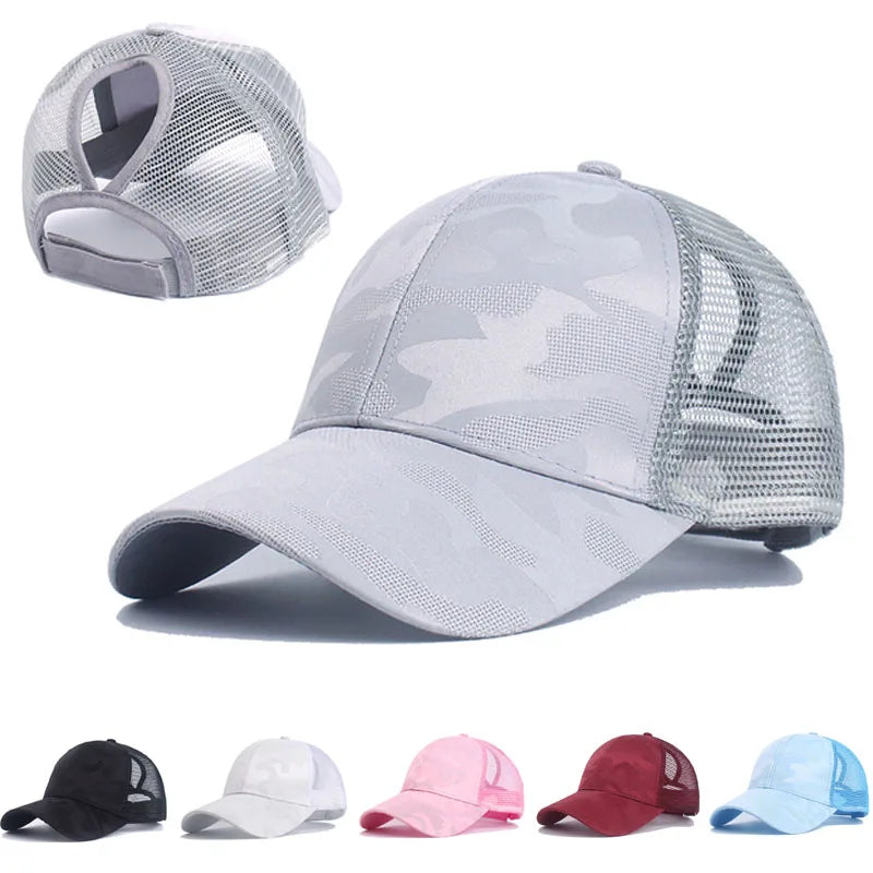 Camouflage Trucker Cap mit Mesh und Zopfloch – verstellbar und luftiger Style für jeden Tag.