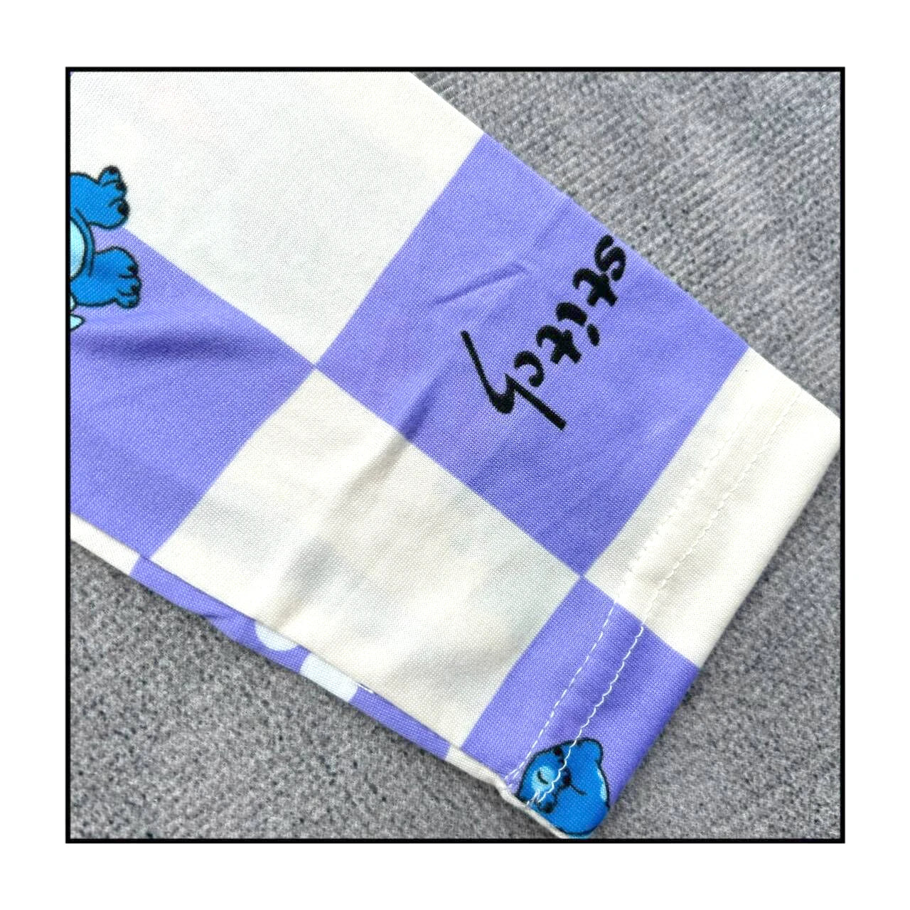 Kinder-Schlafanzug mit Stitch-Print – zweiteilig, weich und perfekt für gemütliche Nächte im Frühling.