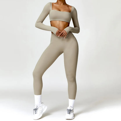 2-piece sports set with quick-drying long sleeve and leggings – comfortable, functional, and perfect for yoga, workout, or running.