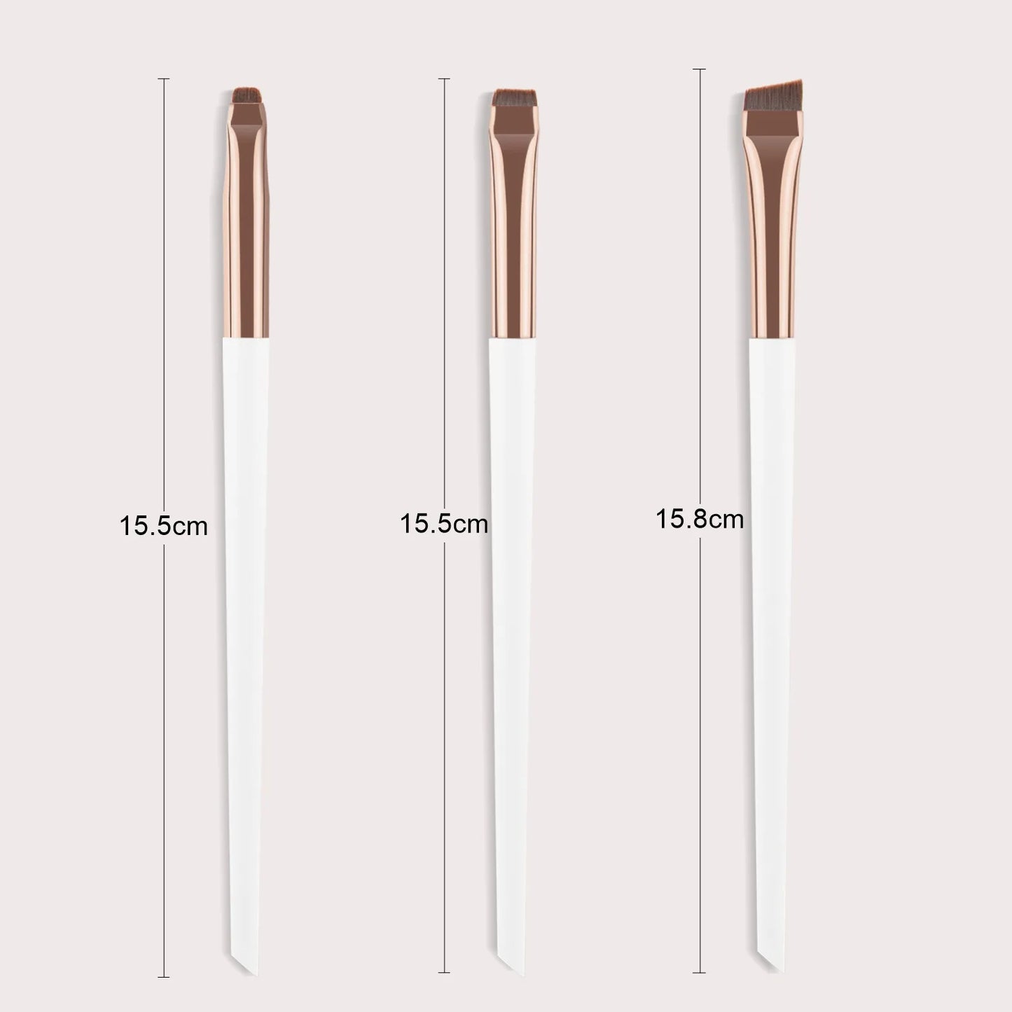 3-teiliges Pinselset mit abgeschrägten Kanten – ideal für Eyeliner, Brauen und Lidschatten, für präzise Konturen und feine Details.