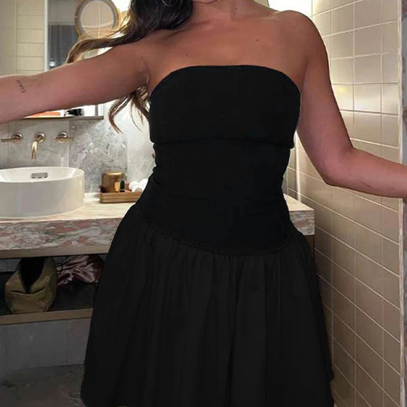 Schulterfreies A-Linien-Sommerkleid für Damen, figurbetont und weiß mit stylischem Patchwork – perfekt für Party & Alltag!