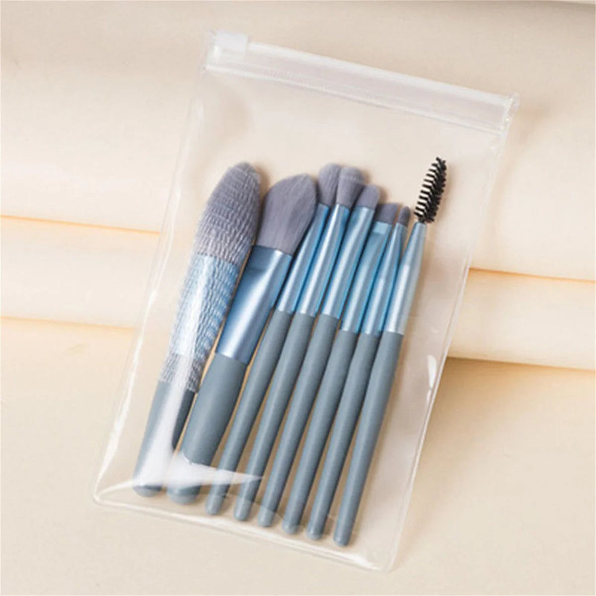 Make-up Pinselset – 8 weiche, flauschige Pinsel für Foundation, Rouge, Puder, Lidschatten und Blending