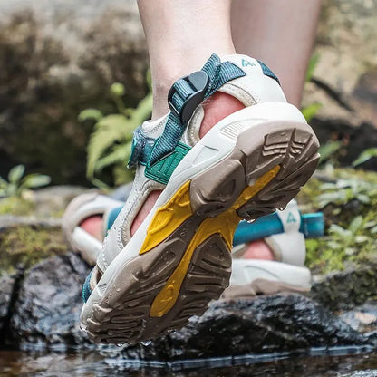Atmungsaktive Outdoor-Sandalen mit Wasserablauf – leicht, rutschfest und perfekt für aktive Tage