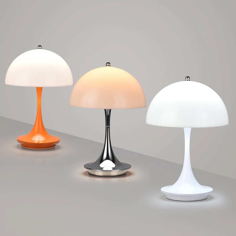 Kompakte Pilz-Tischlampe mit USB-Ladung & Touch-Dimmung – blütenknospenförmiges Design, ideal als dekoratives Nachtlicht im Schlafzimmer.