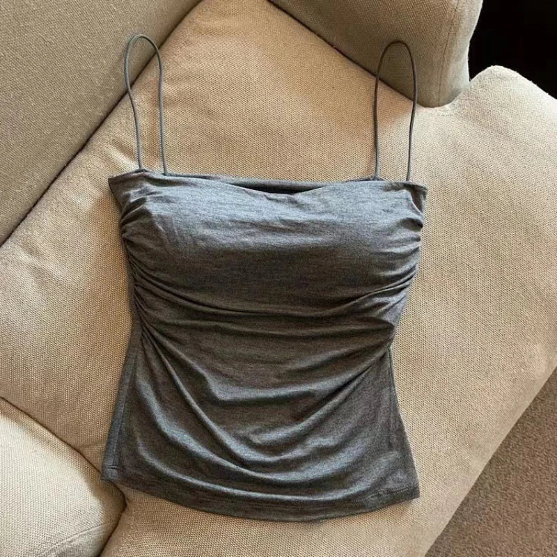 Ärmelloses Falten-Top mit dünnen Trägern – Figurbetontes Kurz-Top in schlichtem Design