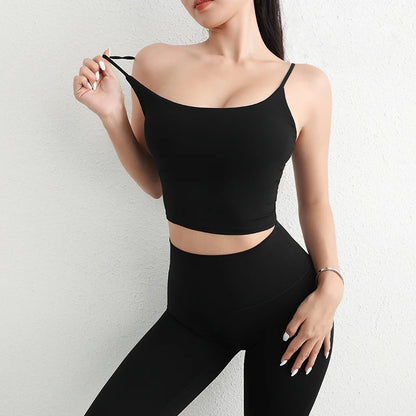 Yoga-Set mit verstellbarem Sport-Bra und Scrunch-Leggings – figurformend, bequem und perfekt für Workout, Yoga oder Gym.