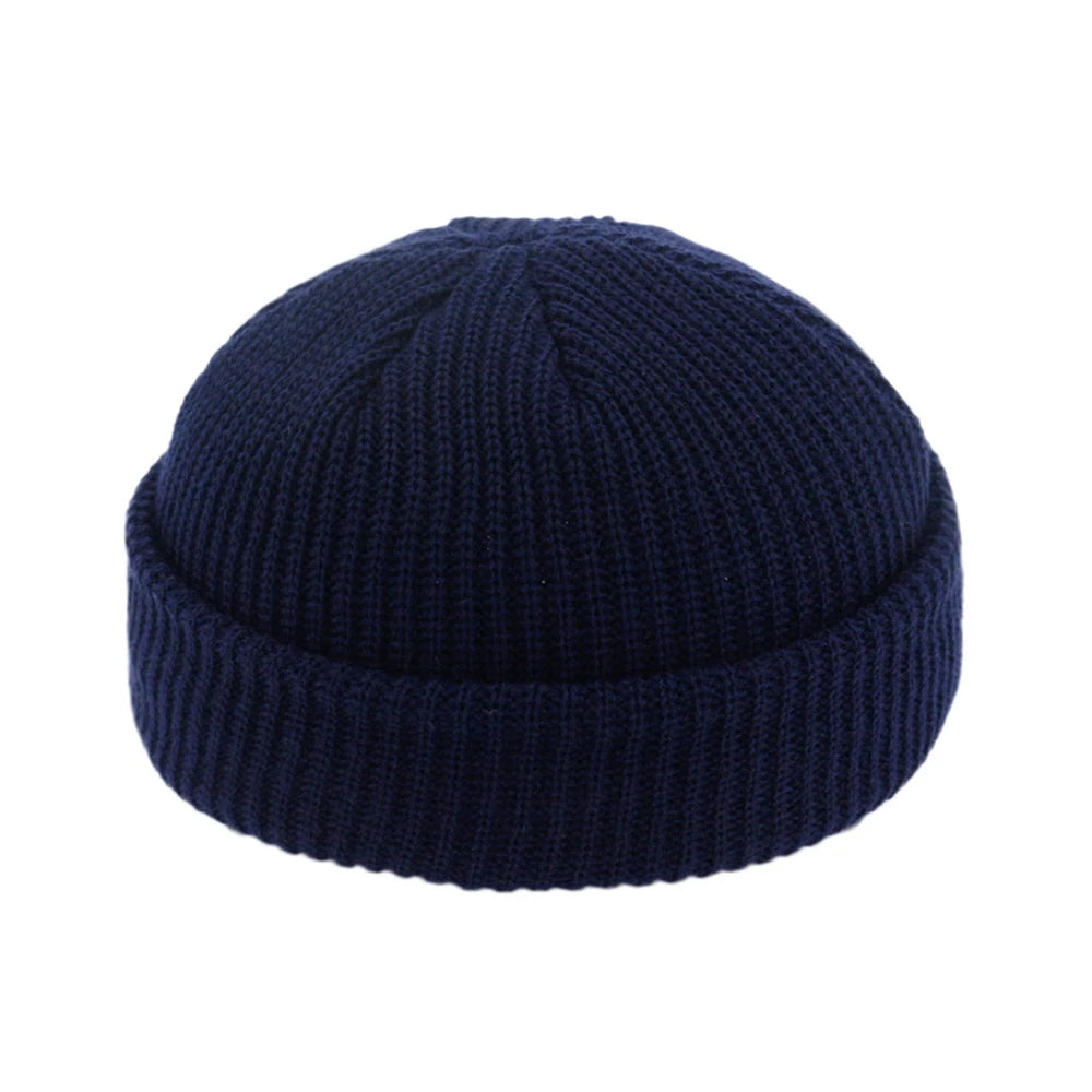 Retro-Strickmütze für Herbst & Winter – warm, vielseitig & im Streetwear-Style, perfekt für Damen & Herren beim Outdoor oder City-Look.
