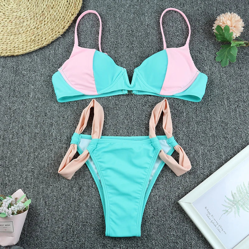 Push-Up V-Neck Bikini – Zweiteiliges Patchwork-Design mit tiefem Ausschnitt