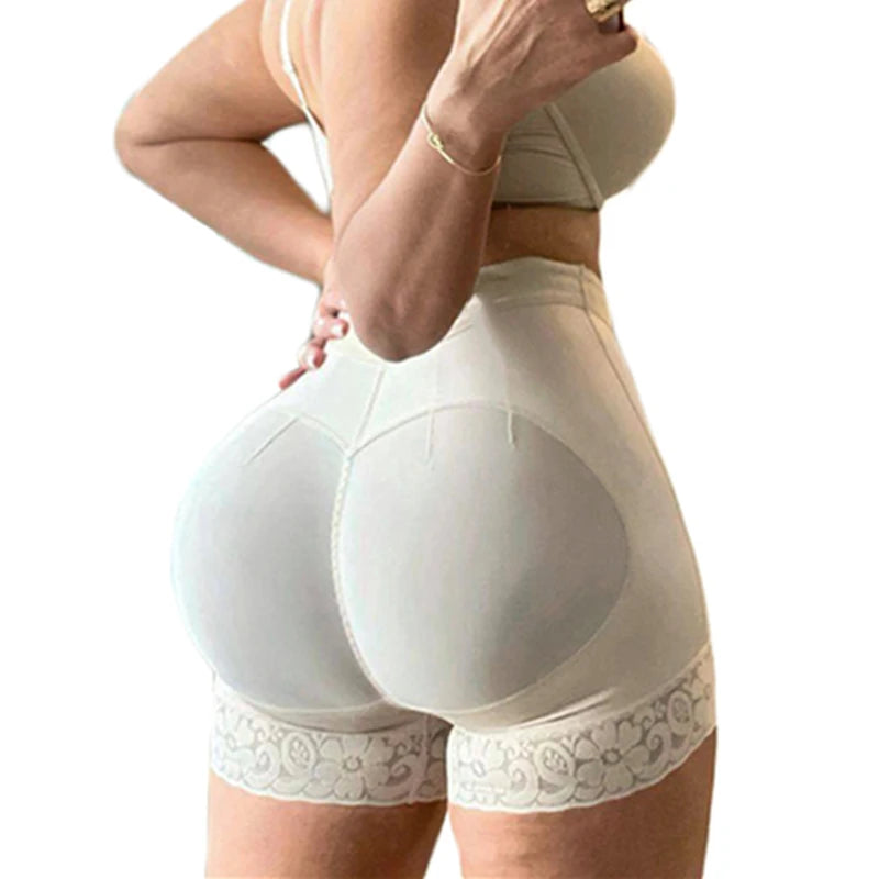 Shapewear-Shorts avec effet lifting des fesses et contrôle du ventre – sculpte la taille et les hanches, confortable et idéal pour une silhouette définie.