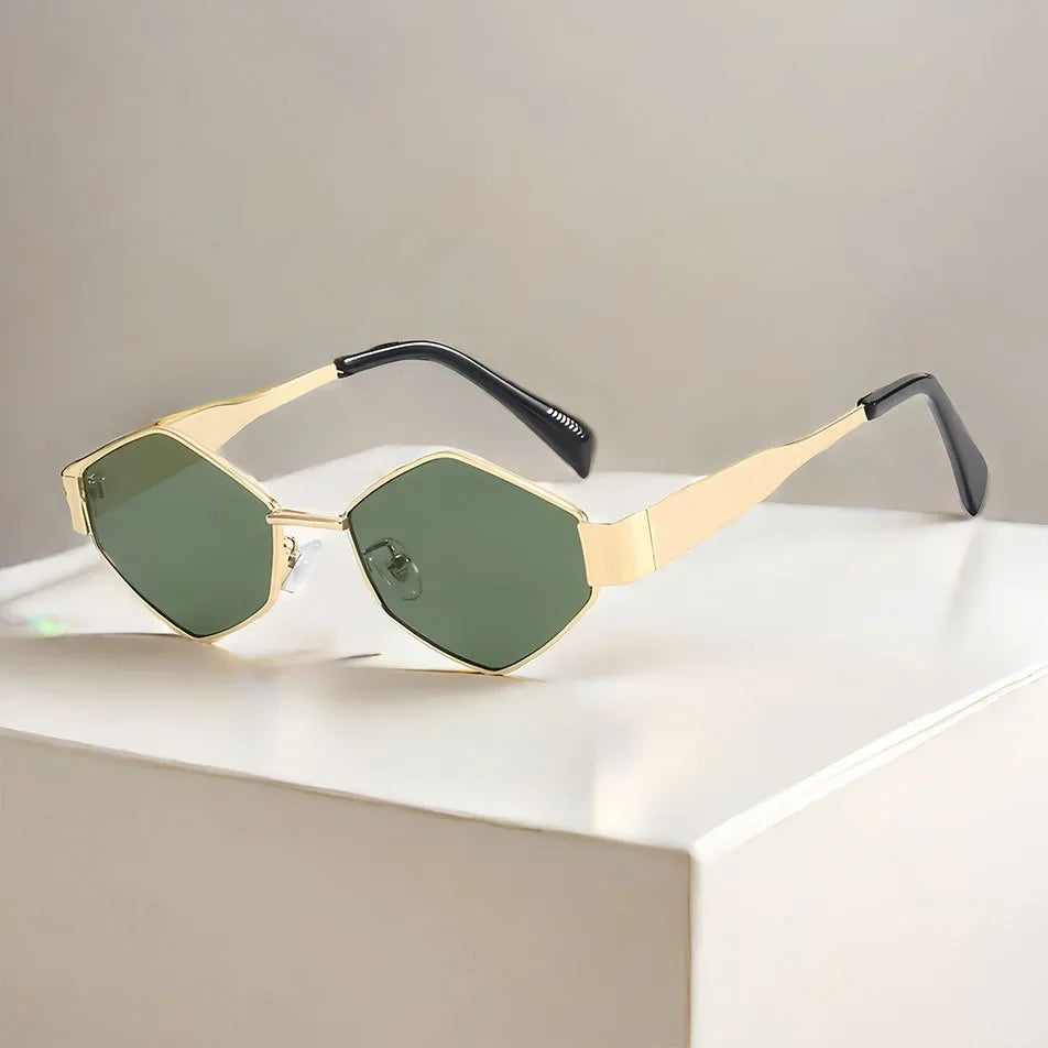 Trendige Hexagon-Sonnenbrille im Vintage-Stil – luxuriöses 2024er Design mit kleiner Fassung, unisex und perfekt für stylische Looks.