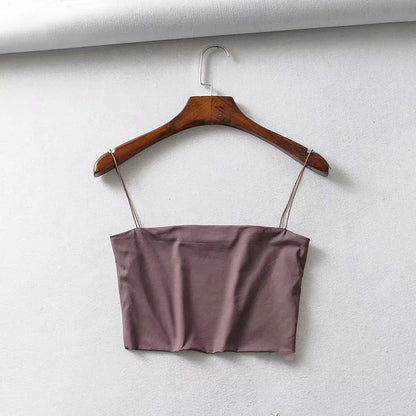 Elastisches Crop-Cami aus Baumwolle – ärmellos, bequem und perfekt für leichte Sommerlooks oder den Alltag.