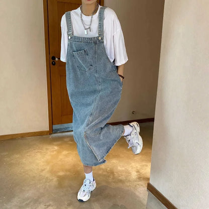 Lockeres Jeans-Trägerkleid mit Spaghettiträgern – ärmellos, lässig und perfekt für entspannte Alltagslooks.