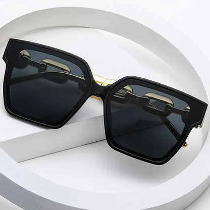 Vintage Rechteck-Sonnenbrille im Cat-Eye-Design – 2023er Brand-Style, retro & elegant, ideal für Damen beim Fahren oder als Fashion-Accessoire.