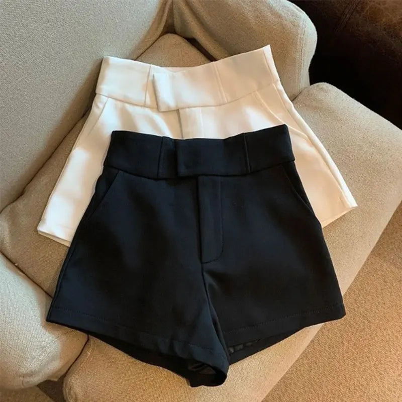 Schwarze High-Waist Shorts – Harajuku A-Linien-Design, Figurbetonte gerade Passform