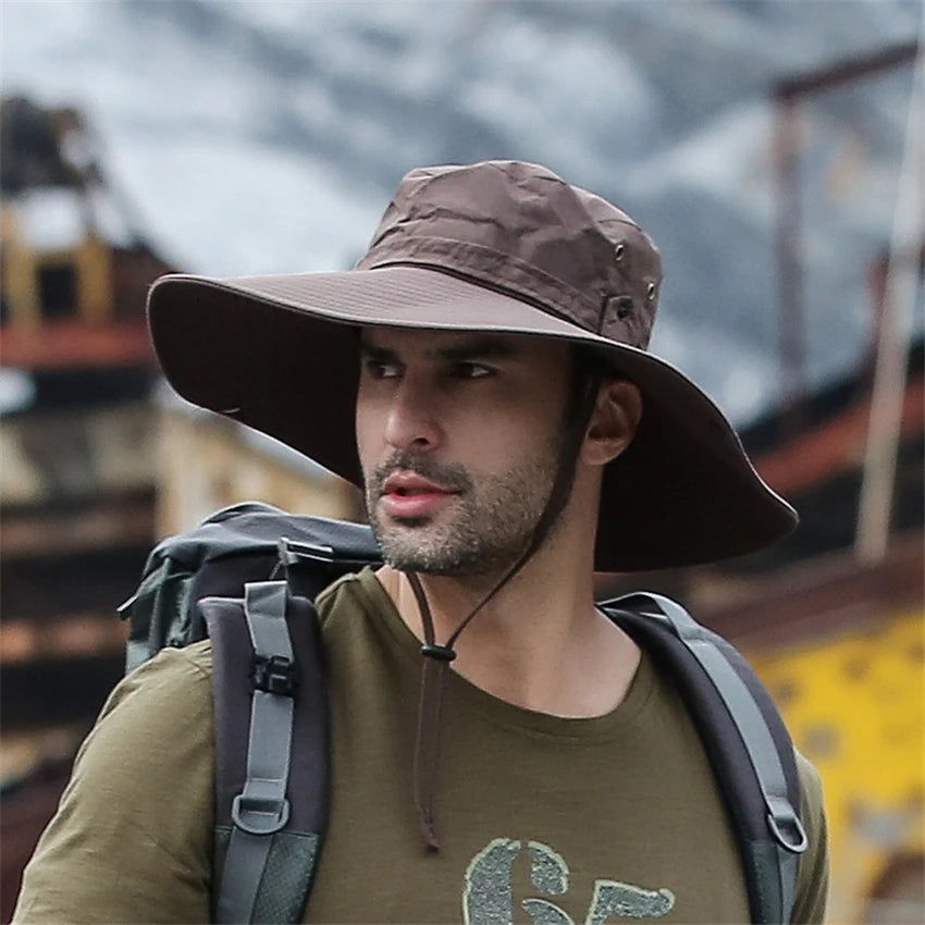 Modischer Bucket Hat im Cowboy-Stil mit breiter Krempe – atmungsaktiv, UV-schützend und ideal für Angeln, Wandern oder Strand.